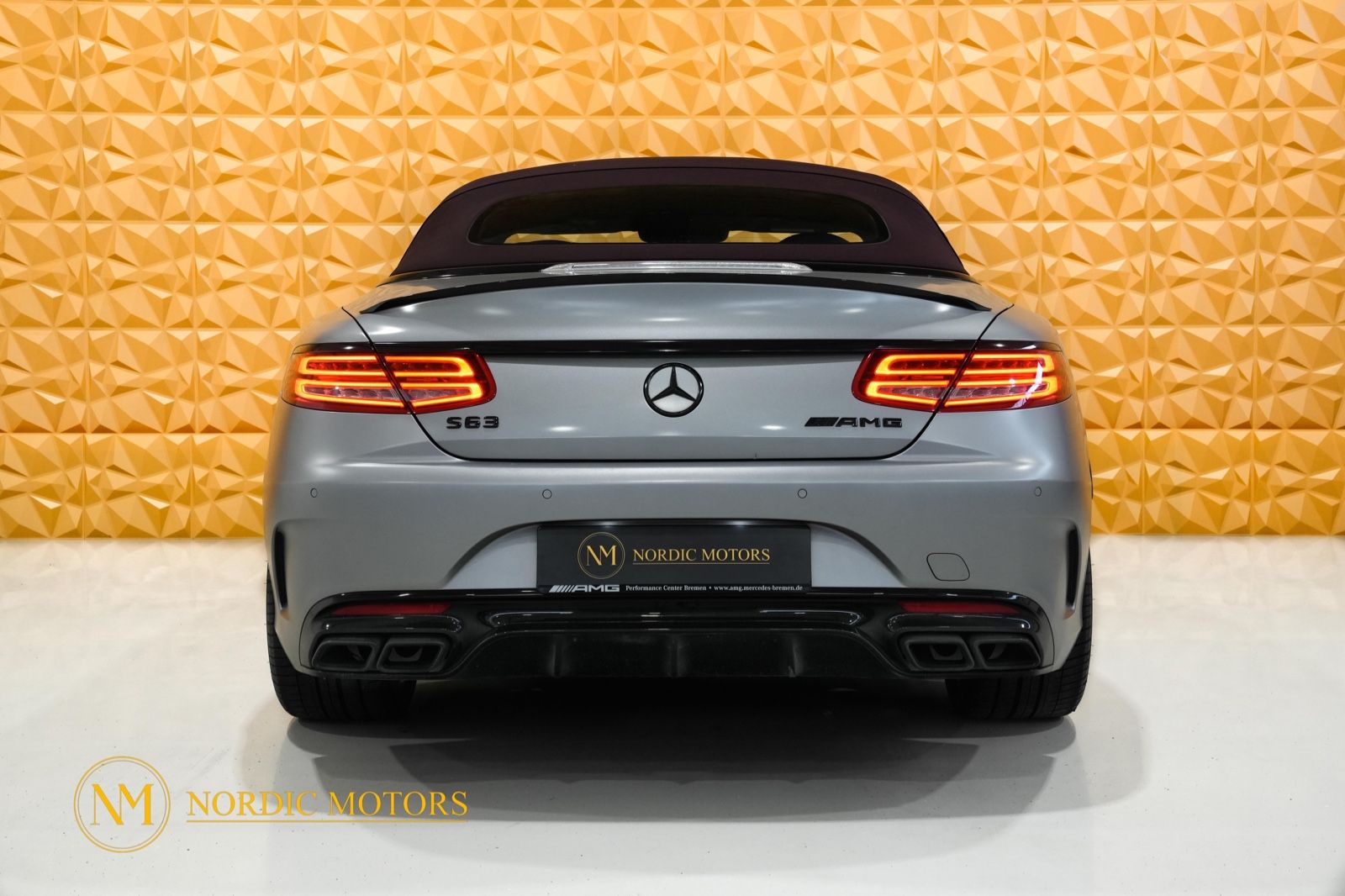 Fahrzeugabbildung Mercedes-Benz S 63 AMG 4M Cabriolet designo magno Burmester