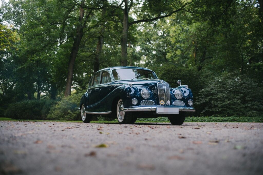 BMW 502 A 3.2 V8