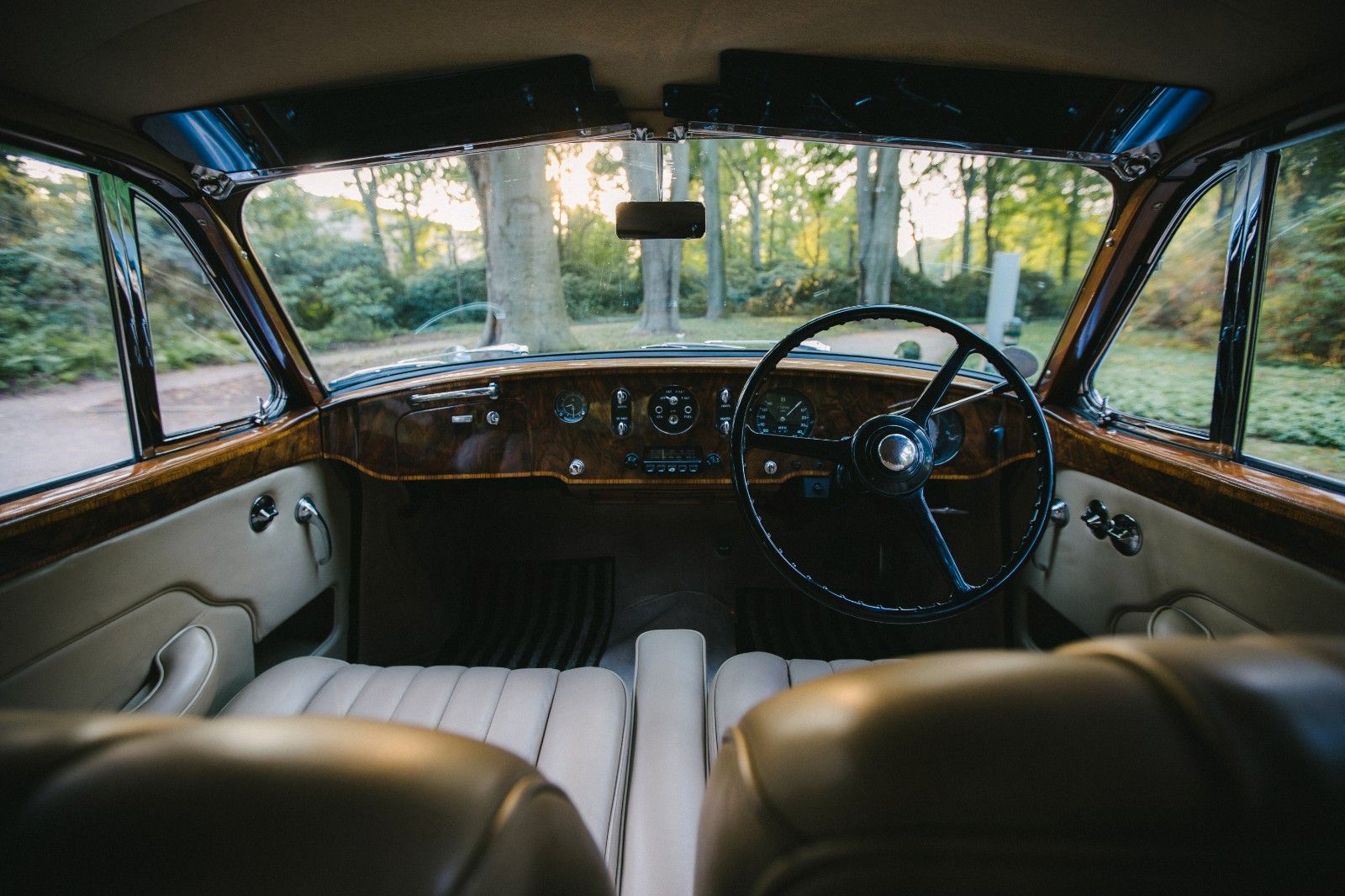 Fahrzeugabbildung Bentley S1 Continental