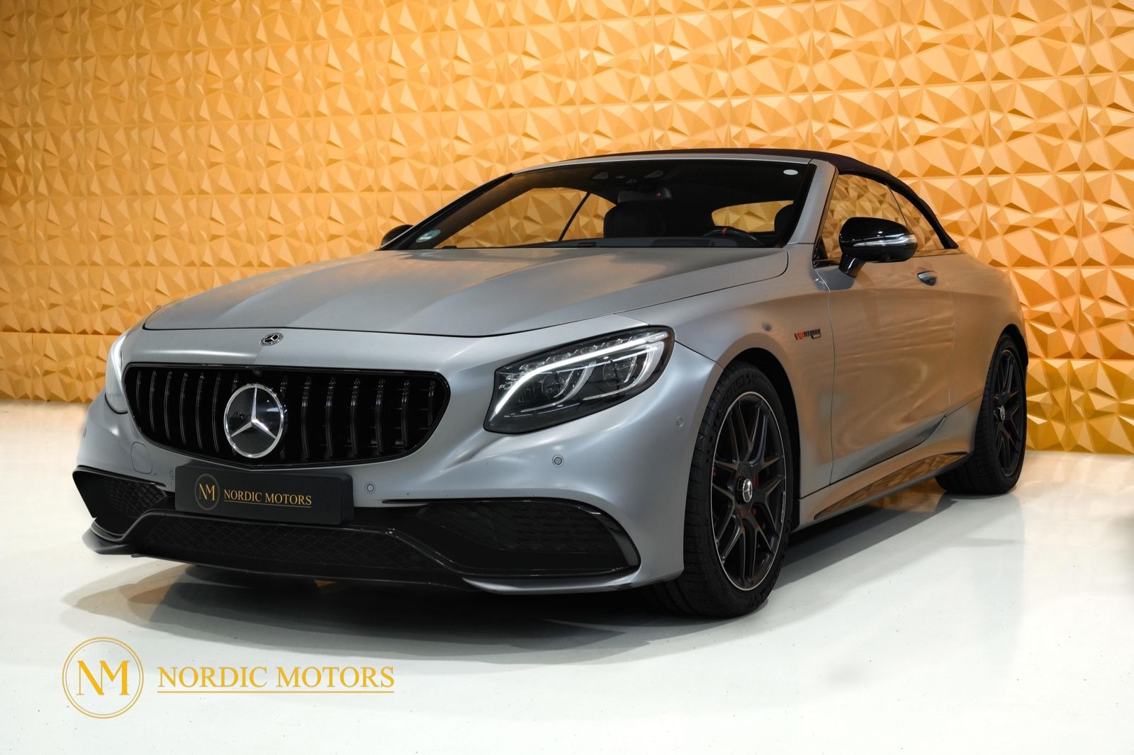 Fahrzeugabbildung Mercedes-Benz S 63 AMG 4M Cabriolet designo magno Burmester