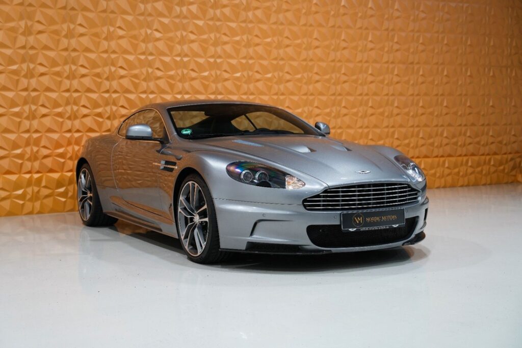 Aston Martin DBS 6.0 Touchtronic V12 " Casino Royal " Carbon